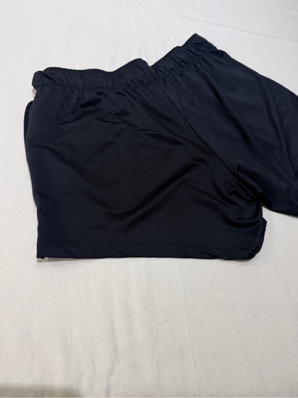 Nike Women’s Black Athletic Shorts - Picture 3 of 8